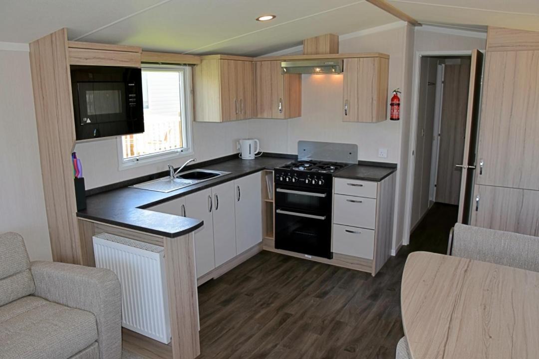 Roselands Caravan Park, Nr Lands End, Cornwall سانت جَست المظهر الخارجي الصورة
