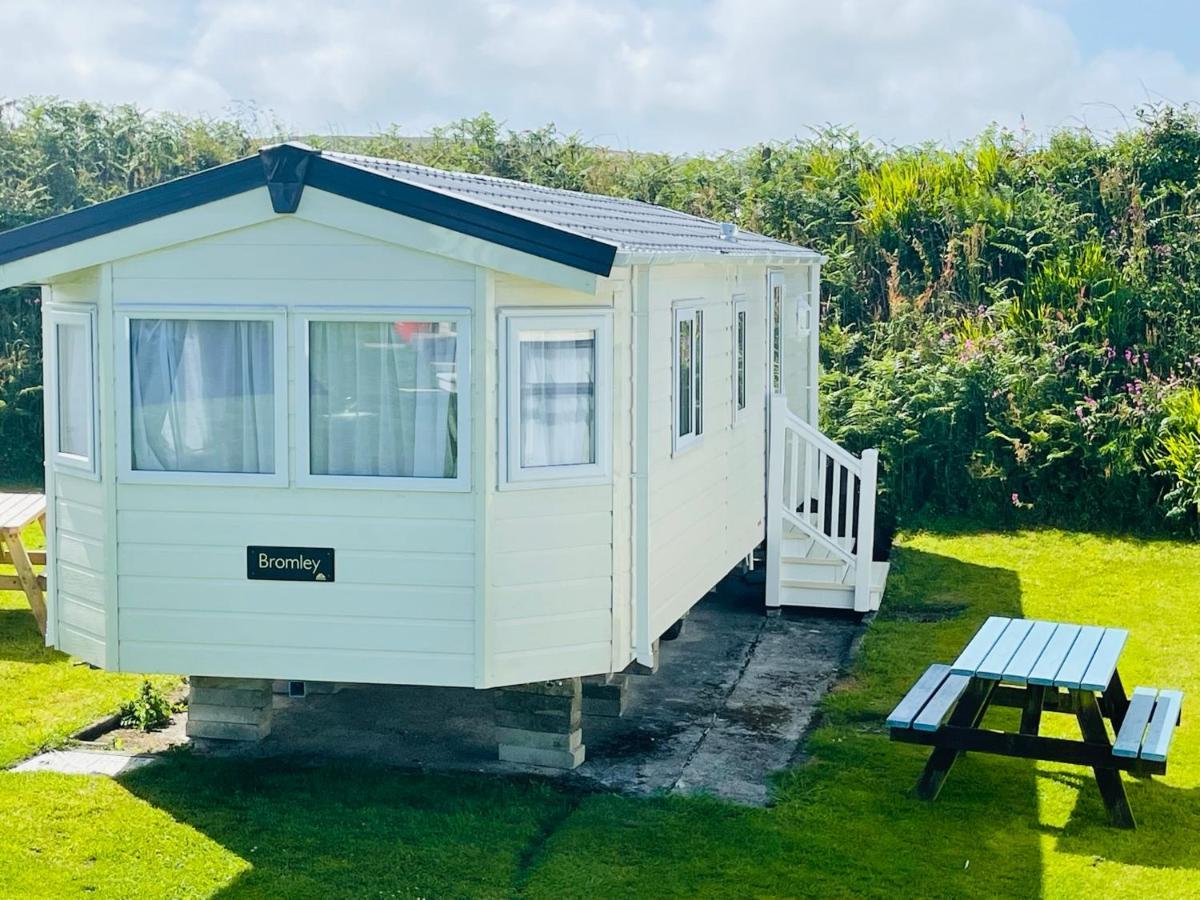 Roselands Caravan Park, Nr Lands End, Cornwall سانت جَست المظهر الخارجي الصورة