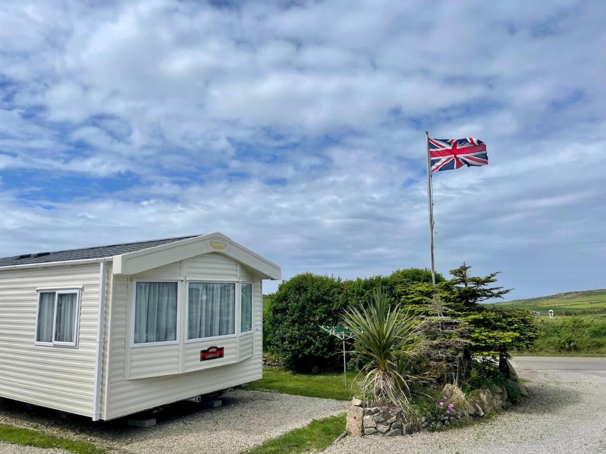 Roselands Caravan Park, Nr Lands End, Cornwall سانت جَست المظهر الخارجي الصورة