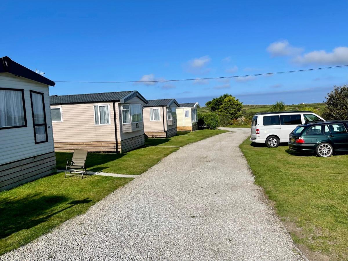 Roselands Caravan Park, Nr Lands End, Cornwall سانت جَست المظهر الخارجي الصورة