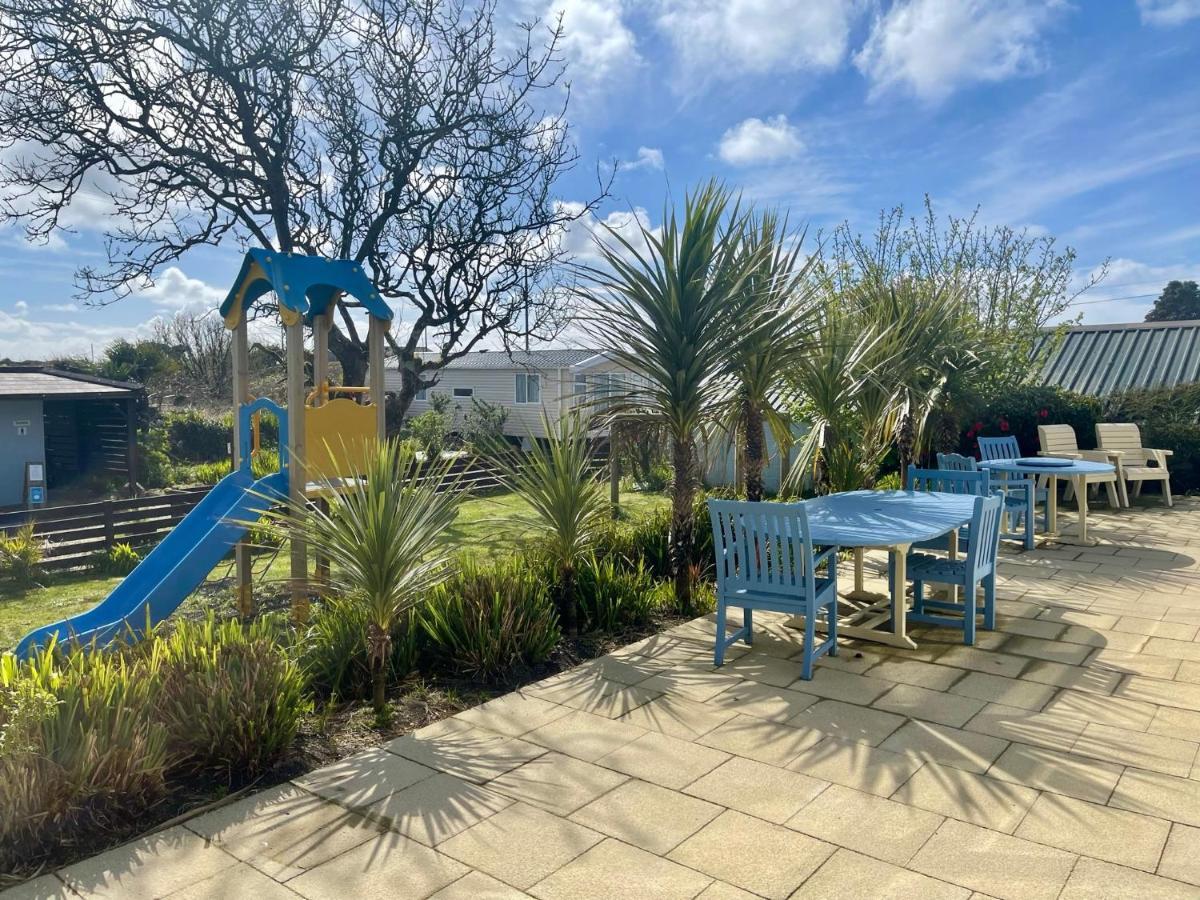 Roselands Caravan Park, Nr Lands End, Cornwall سانت جَست المظهر الخارجي الصورة