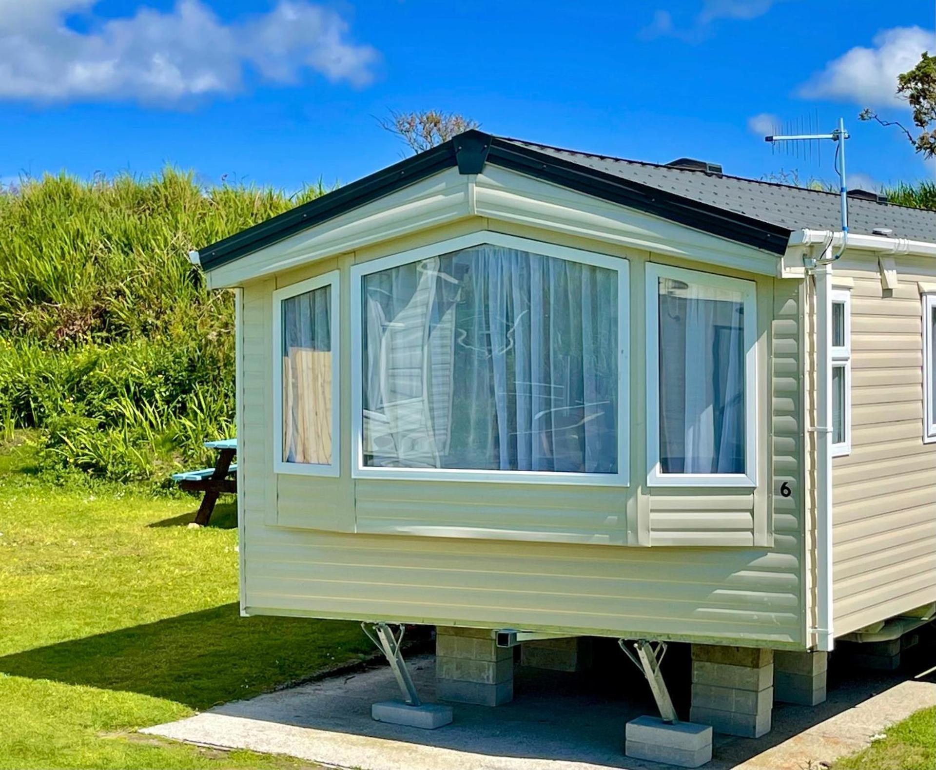 Roselands Caravan Park, Nr Lands End, Cornwall سانت جَست المظهر الخارجي الصورة