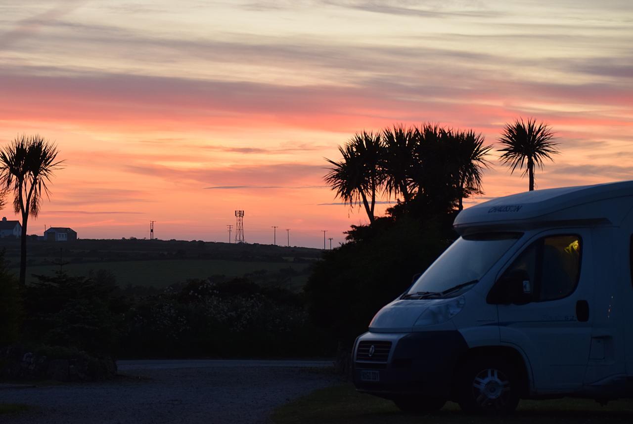 Roselands Caravan Park, Nr Lands End, Cornwall سانت جَست المظهر الخارجي الصورة